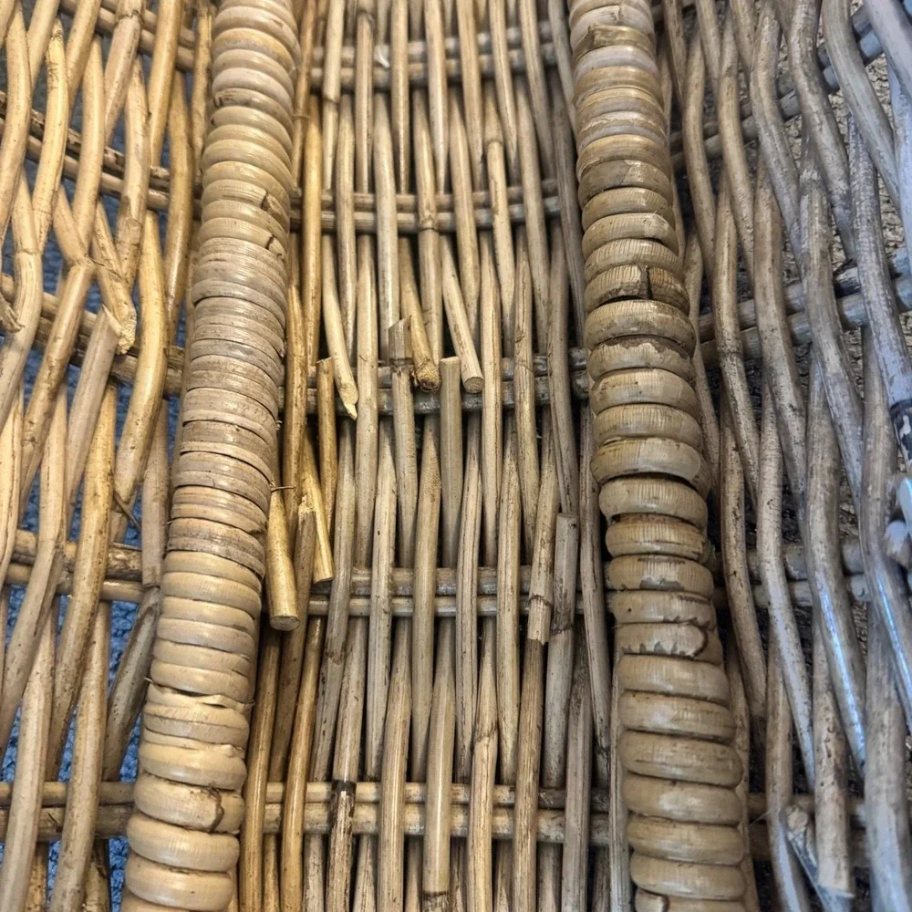 Vintage Rustic Wicker Fireplace Log or Blanket Basket w/ handle –15